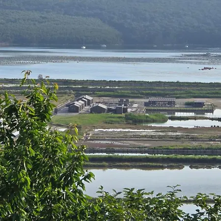 Salt Pans View 아파트 포르토로즈